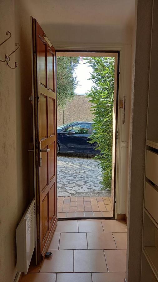 شقة Studio-Jardinet-Parking جراس المظهر الخارجي الصورة
